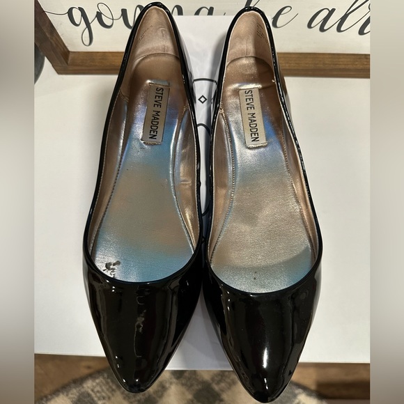 STEVE MADDEN INNA BLACK PATENT - Picture 3 of 5